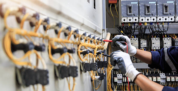 Professional Electrician technician working in Vinton, TX